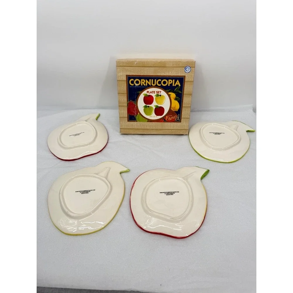 Boston Warehouse Cornucopia Apple Plate Set Ceramic Fruit Shaped Kitchen Decor